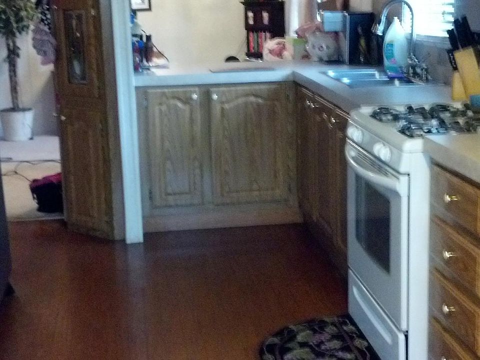 Kitchen Breakfast Bar