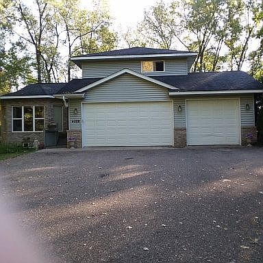 1st image of 4008 Stockdale Dr