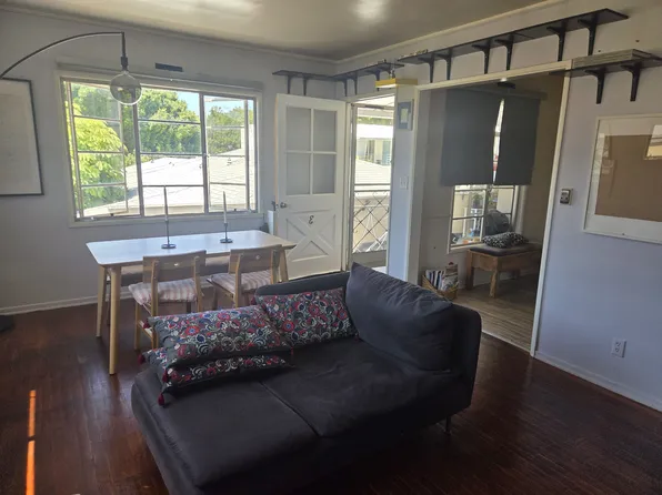(undisclosed Address), Los Angeles, CA 90011