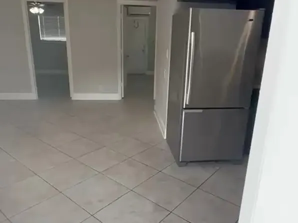 215 SW 16th St, Fort Lauderdale, FL