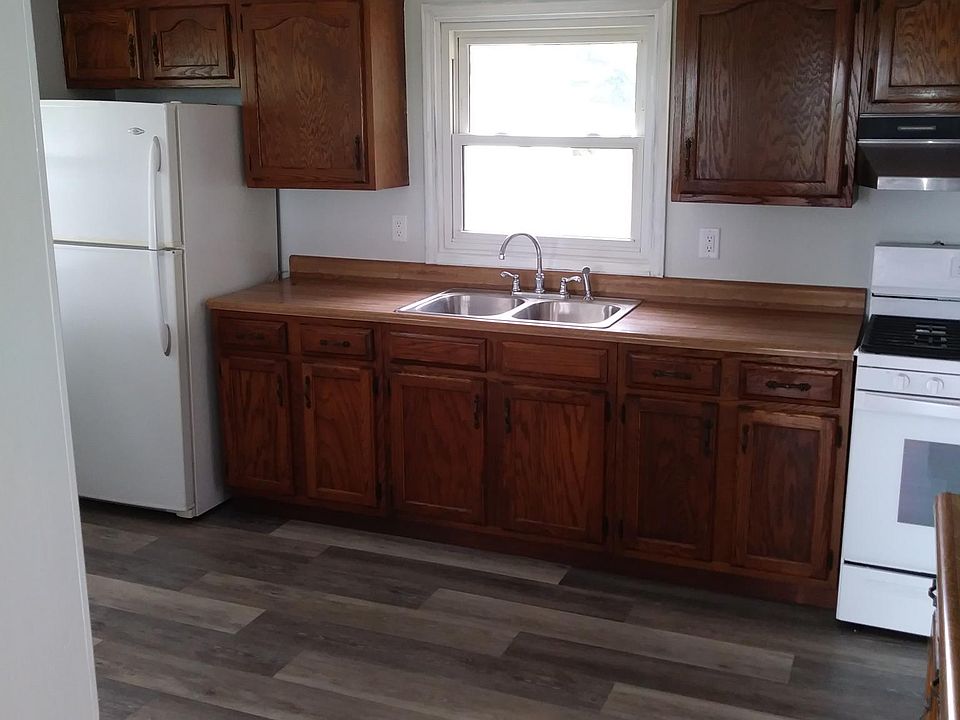 7690 W State Road 110, Demotte, IN 46310 Zillow