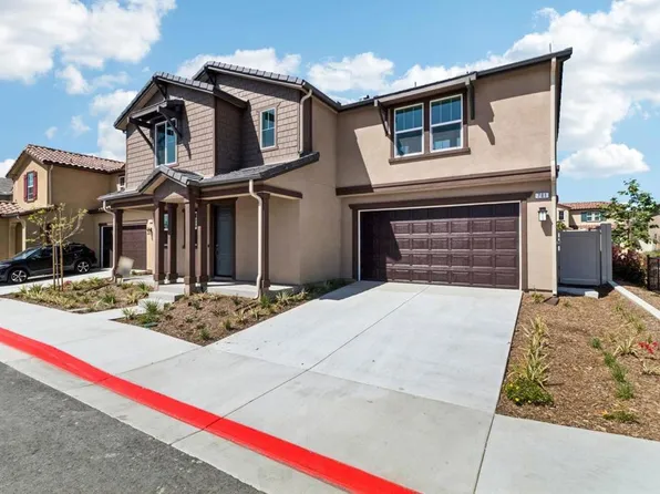701 Kingbird Loop, Oceanside, CA 92058