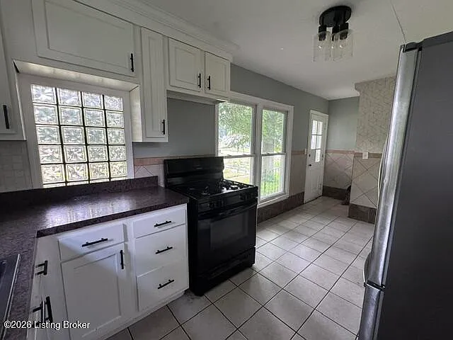 735 Colorado Ave — Photo 2