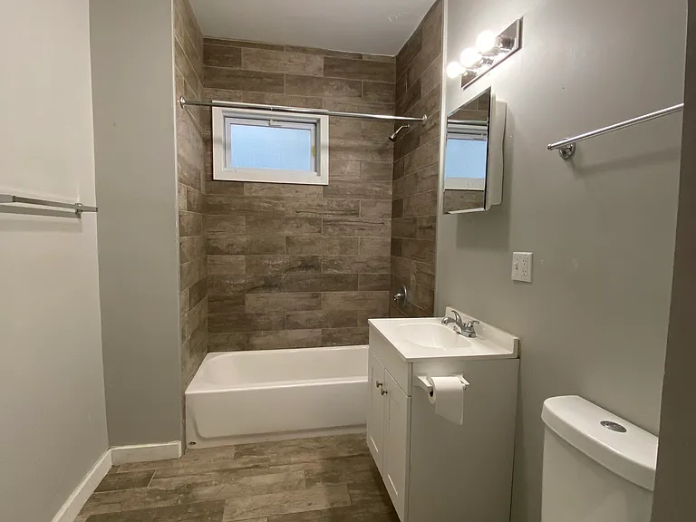 624 Dixwell Ave #A — Photo 11