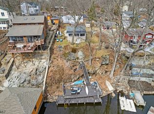 329 Squaw Trl, Andover, NJ 07821