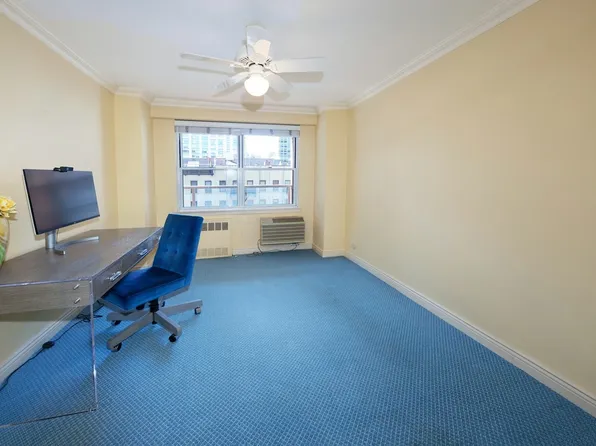 300 East 71st Street image 7 of 8