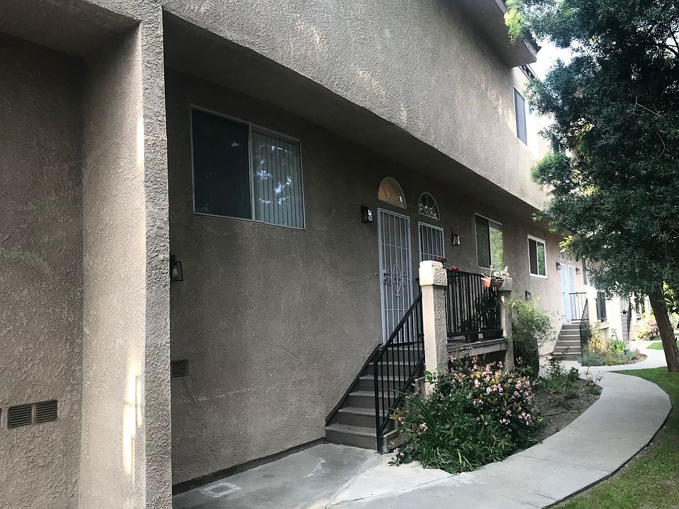 1st image of 14650 Lassen St Unit 5