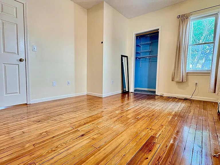 41 Pearl St #1 — Photo 9