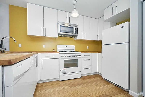 Rented by Keller Williams NYC | media 5