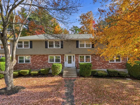 4 Greenleaf Dr, Merrimac, MA