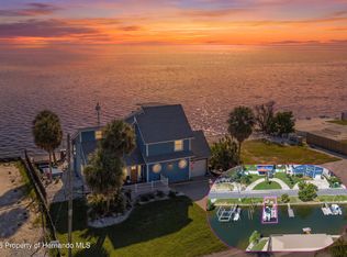 3200 Gulf Winds Cir, Hernando Beach, FL 34607