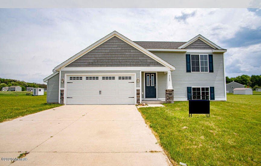 1st image of 2768 Fawn Cove Ave