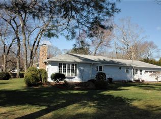 283 Love Ln, Warwick, RI 02886