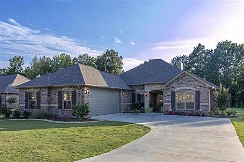 1st image of 140 Serenity Ln