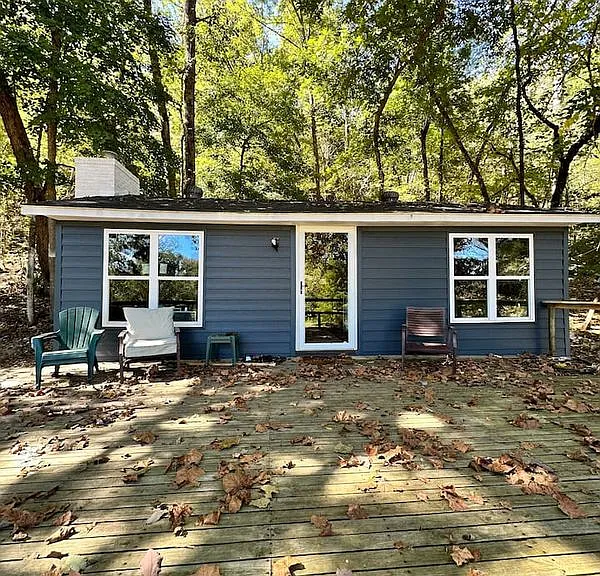 401 Springwood Ter — Photo 1
