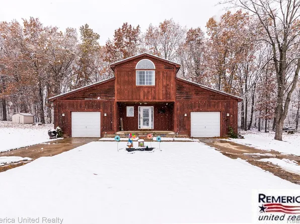 9852 Southlawn Cir, Jerome, MI 49249