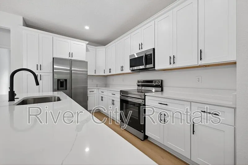 3 bed, 2.0 bath, 1515 sqft, $1,775 — Photo 4
