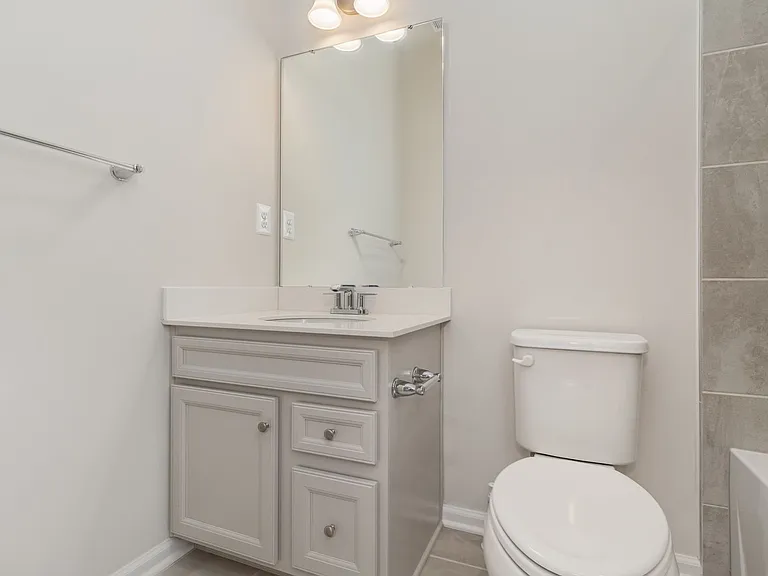 4936 Dunhaven Dr — Photo 16