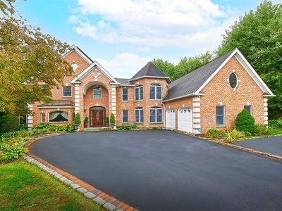 50 Clay Pitts Road, Greenlawn, NY, 11740
