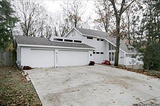 1st image of 5093 Colony Woods Dr