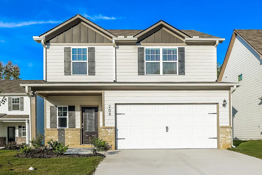 4 bed, 2.5 bath, 1967 sqft, $2,170 — Photo 1