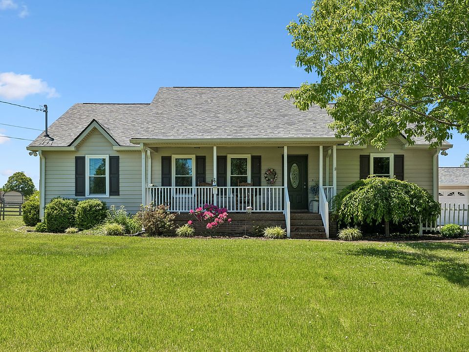 1st image of 1473 Bridle Ln