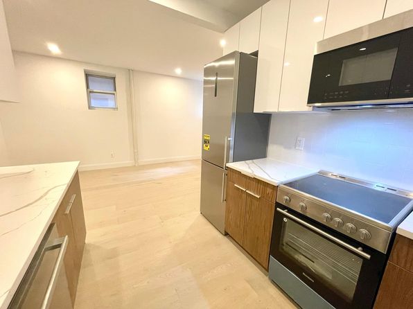 228 E 6th St #14