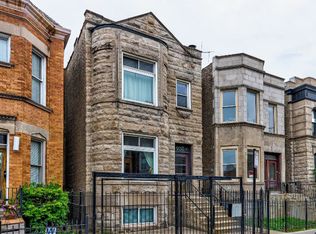 903 W Addison St, Chicago, IL 60613