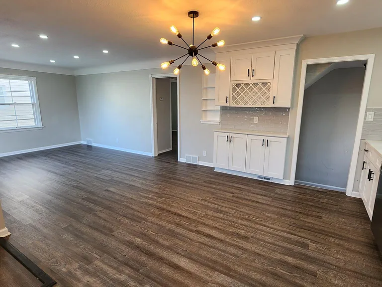 4156 Hinsdale Rd — Photo 7