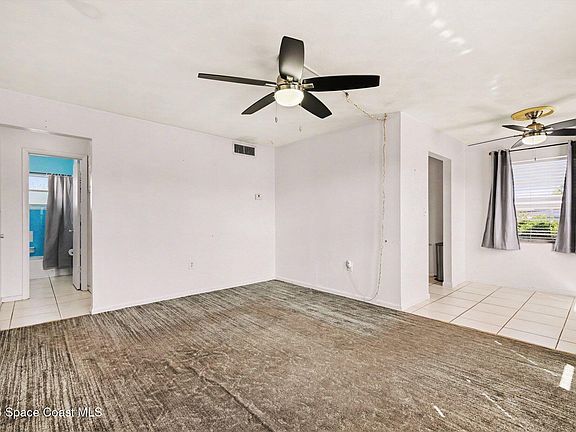 4th image of 410 Monroe Ave APT L202