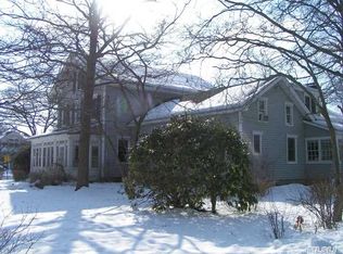 101 Richmond Ave, Amityville, NY 11701