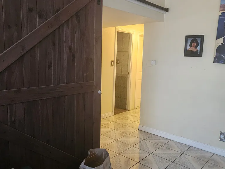 4312 Walton Ave #1 — Photo 6