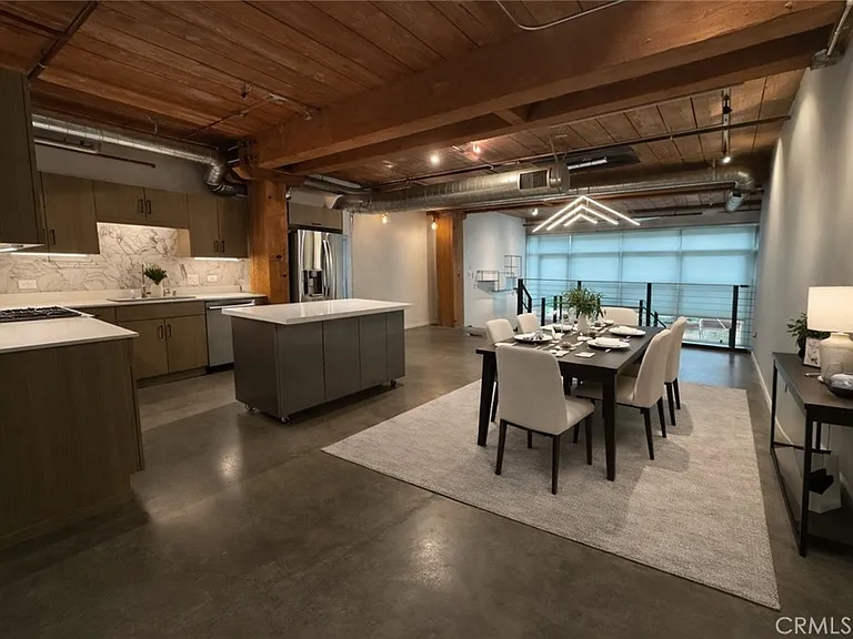 530 S Hewitt St #146 — Photo 6