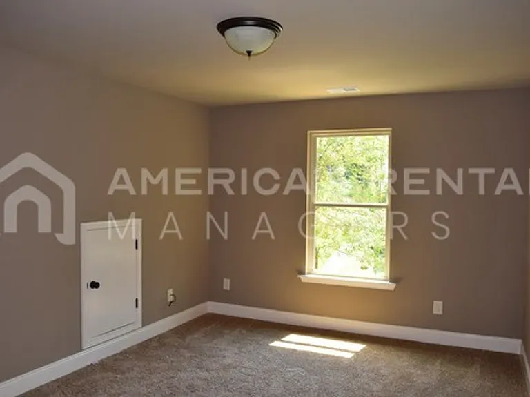 3764 Creekside Way — Photo 23