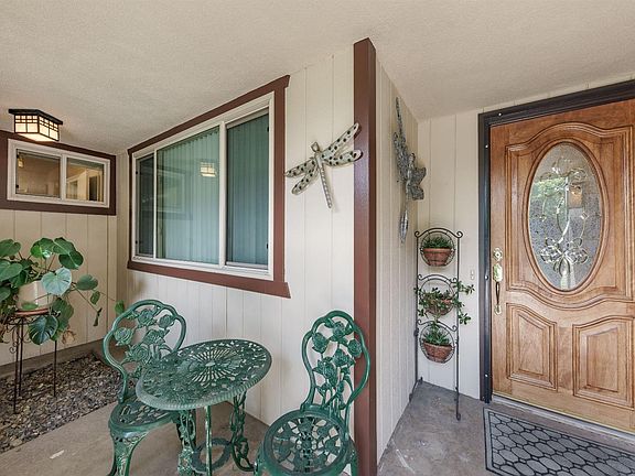 3rd image of 6347 N Del Mar Ave