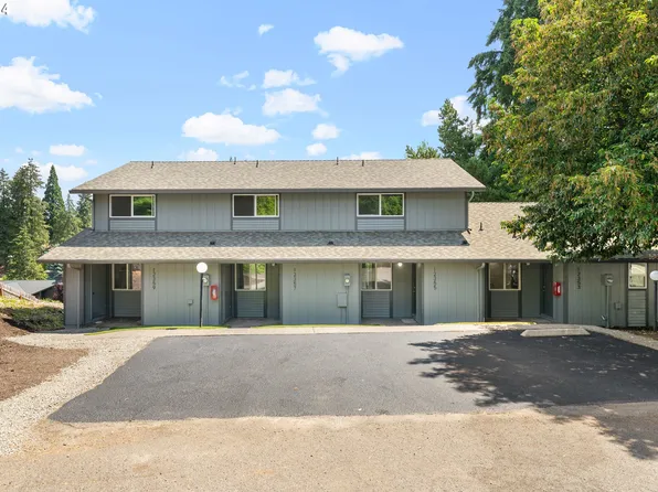 12359 SW Walnut St, Tigard, OR 97223
