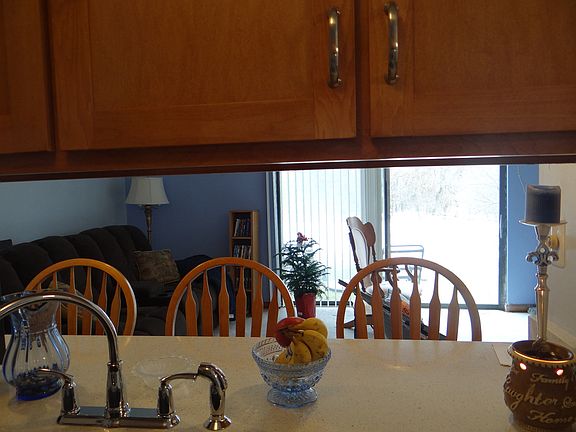 4th image of 1911 Parklake Dr APT F