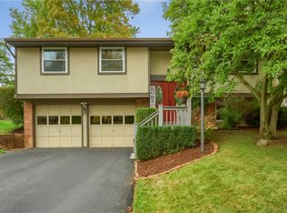 113 Leatherbark Rd, Cranberry Township, PA 16066