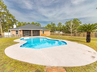 6977 Leisure St, Navarre, FL 32566