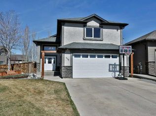 416 S Haru Moriyama Pl N, Lethbridge, AB T1H 5P1