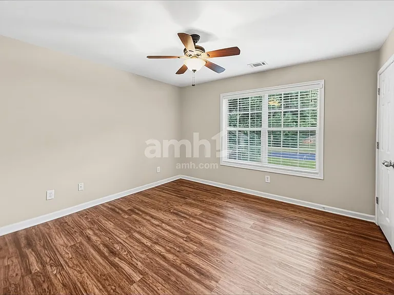1954 Firelight Ln — Photo 16