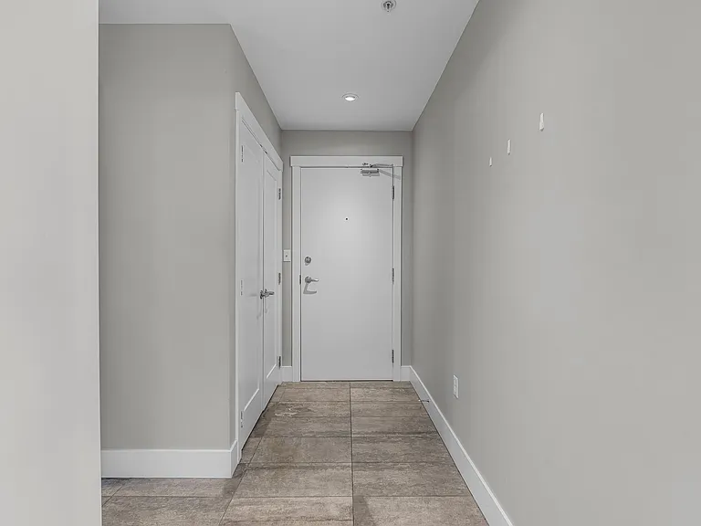 3569 Dutch Village Rd — Photo 103