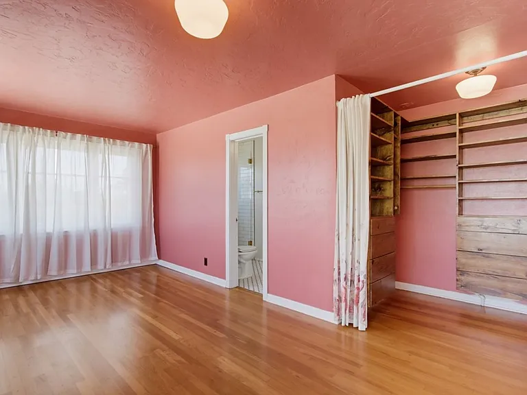 2615 Myrtle Ave — Photo 74