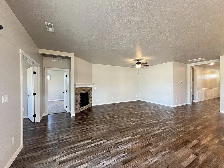 15136 N Fishing Creek Ave — Photo 19