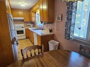 545 Robeson St #1, Fall River, MA 02720