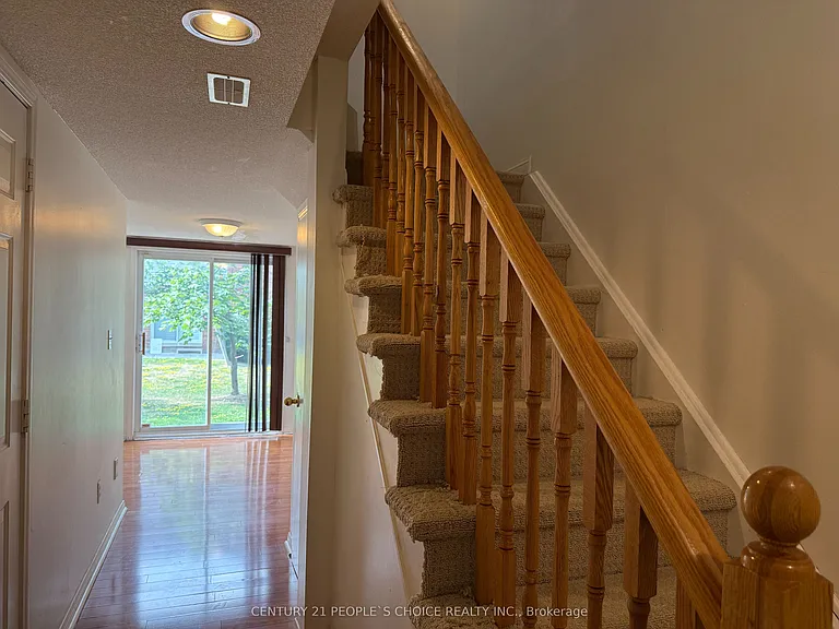 80 Acorn Pl #182 — Photo 23