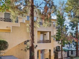 2039 Lakeridge Cir