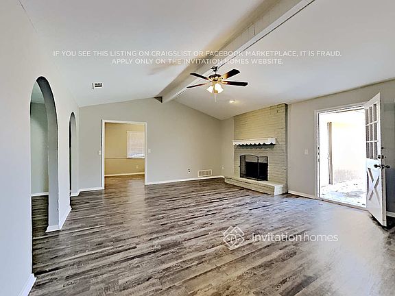 4th image of 919 Cypress Dr