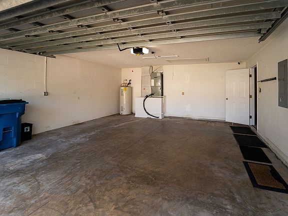 3rd image of 177 Marsh Island Cir