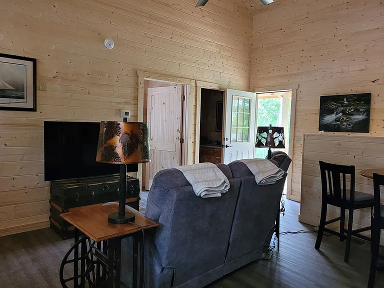 229 Oliver Ln — Photo 6